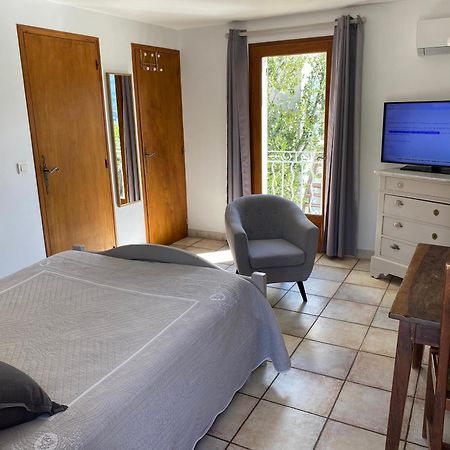 Chambre Une Fenetre Sur Le Ventoux La Clue Plaisians Exterior foto