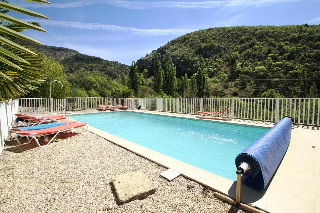 Chambre Une Fenetre Sur Le Ventoux La Clue Plaisians Exterior foto